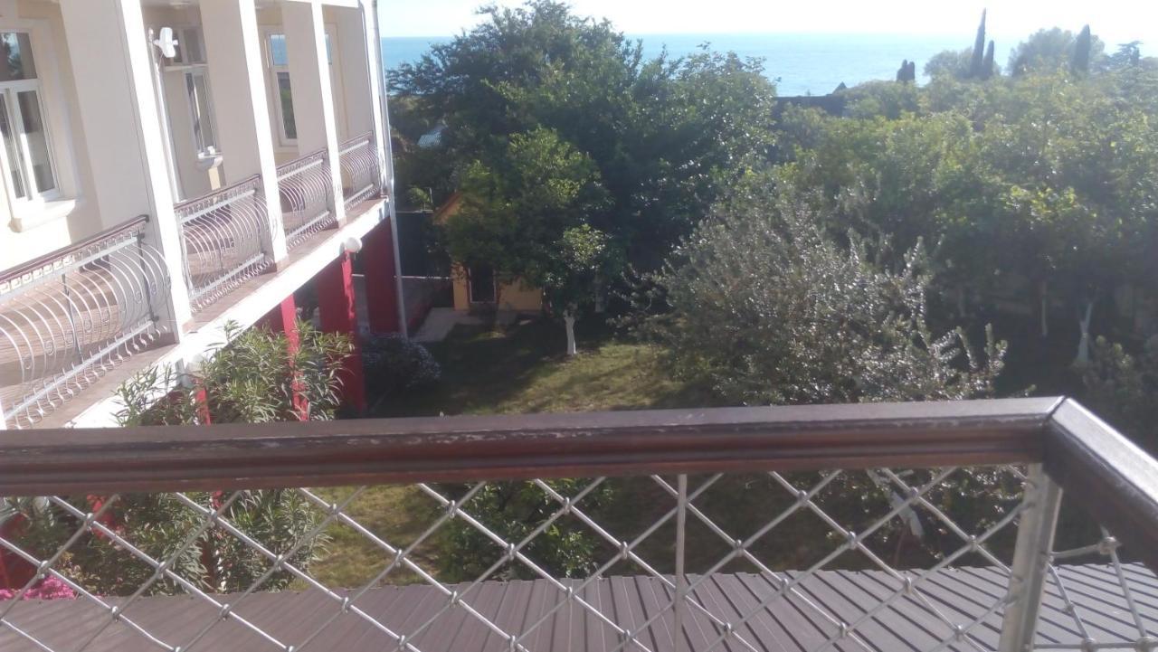 Бестужевский Дворик Gagra Exteriör bild